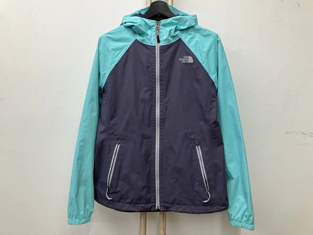 2 노스페이스(THE NORTH FACE) 바람막이 M(95)